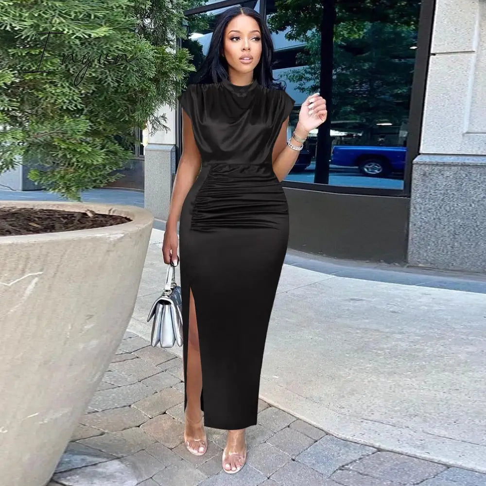 Ingvn - Women Dress Pleated Long Wine Red Elegant Slit High Collar Slim Fit Sleeveless Maxi Robes