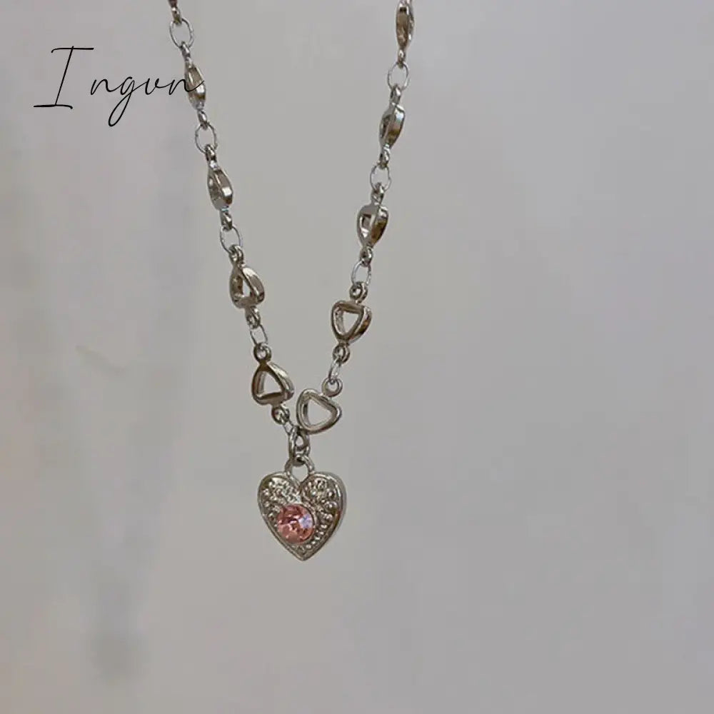 Punk Pink Love Heart Pendant Short Necklaces For Women Goth Vintage Fashion Charm Choker Necklace