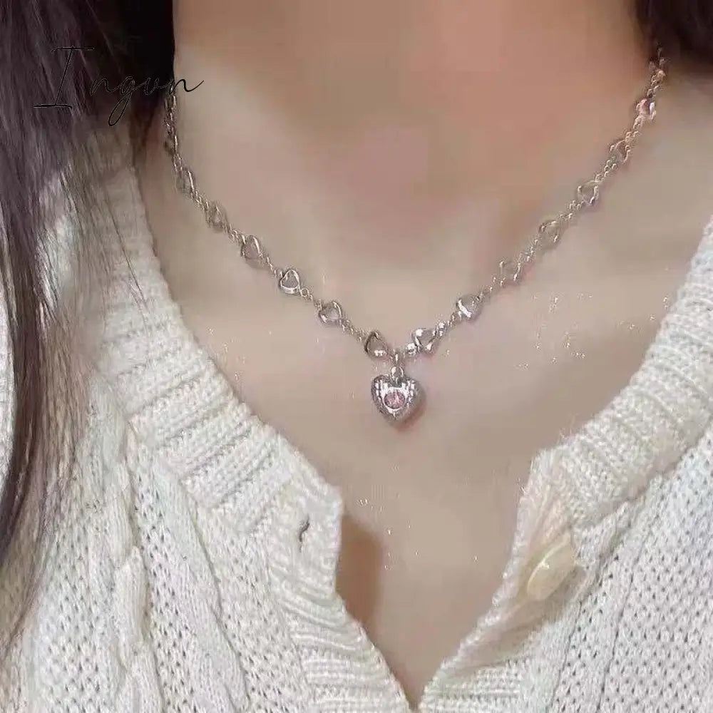 Punk Pink Love Heart Pendant Short Necklaces For Women Goth Vintage Fashion Charm Choker Necklace